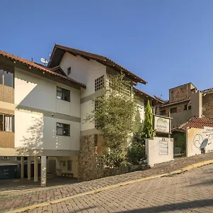 residencial-quattro-isole.santa-catarina-brasil.com/
